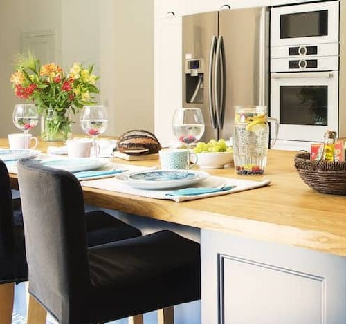 An image highlighting a kitchen mosaic tile design.