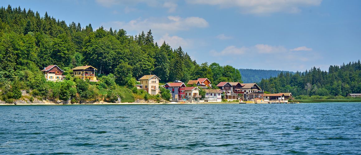 What To Know About Buying A Lake House Rocket Homes