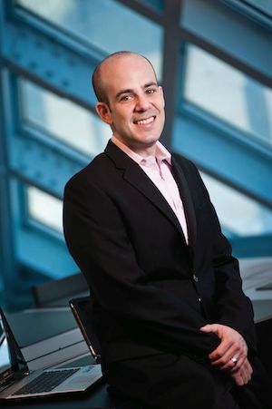 Portrait of Scott Steinberg.