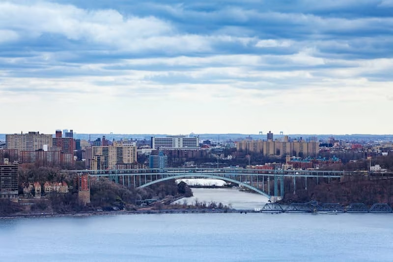 Aerial view of shoreline in Englewood Cliffs.