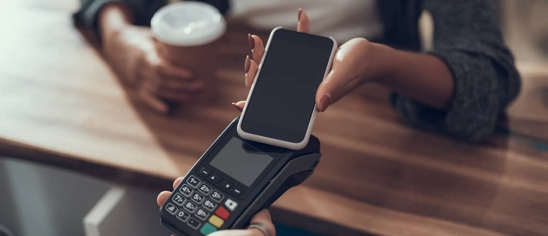 Stock-Contactless-Payment-AdobeStock.jpeg