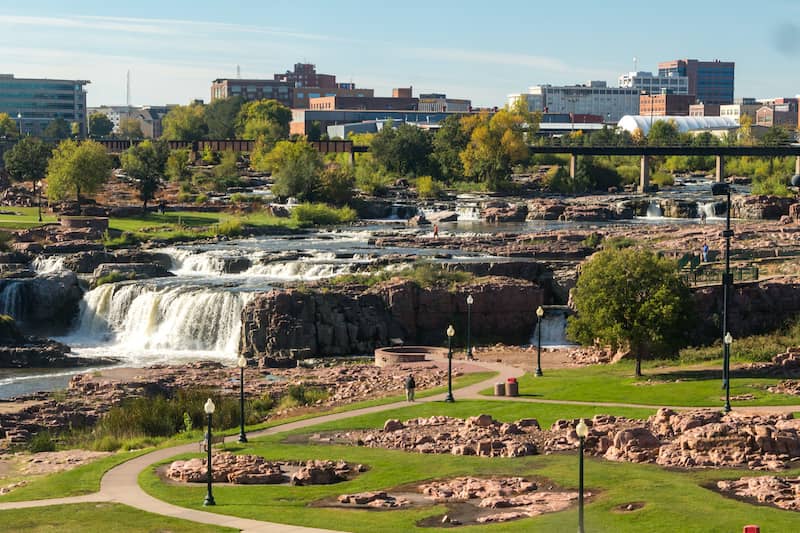 RHB Assets From IGX: Lovely park with a winding path in Sioux City, South Dakota