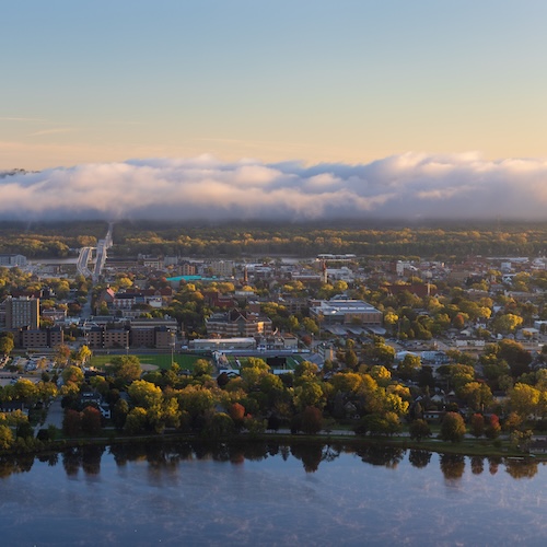 Small town along coast of Mississippi River.