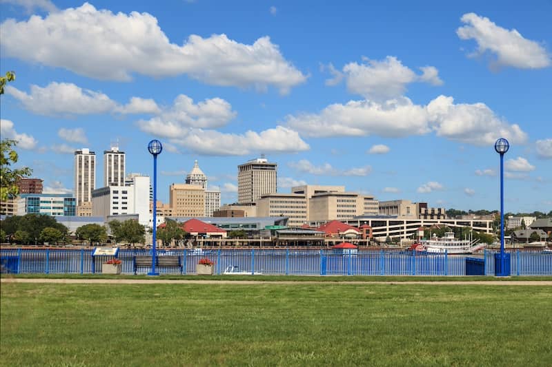  Downtown Peoria, Illinois.