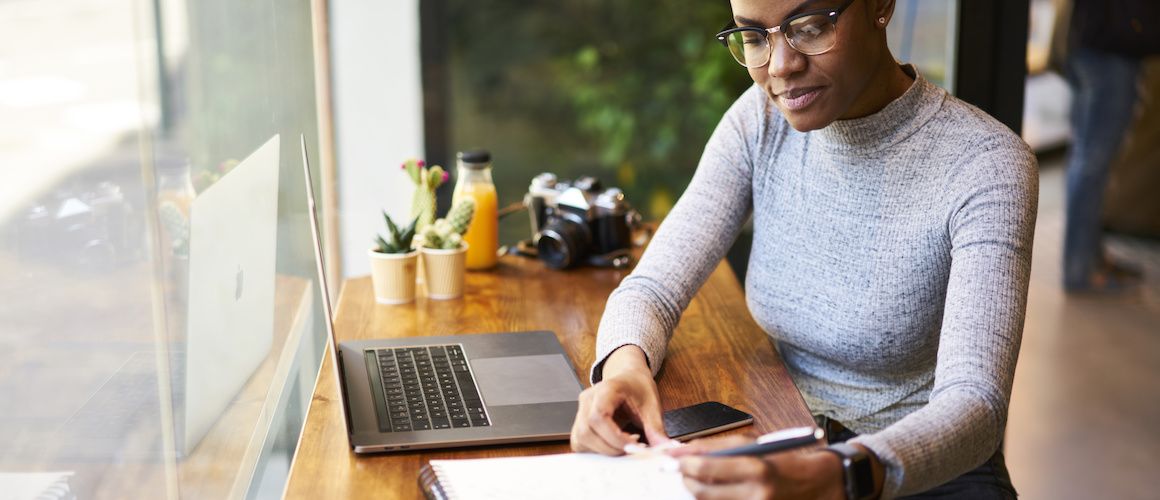 Stock-Young-Woman-Working-In-Coffee-Shop-Adobe-Stock_157754641-copy-compressor.jpeg