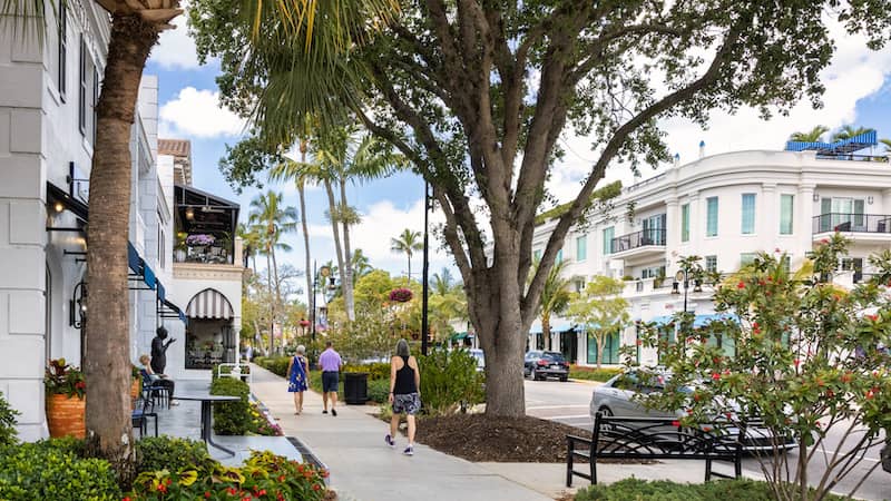 RHB Assets From IGX: People walking downtown Naples Florida