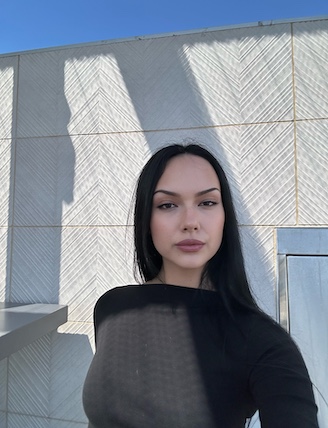 Marissa Crum headshot.