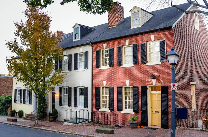 RHB Assets From IGX: Row of brick townhouses in Old Town Alexandria