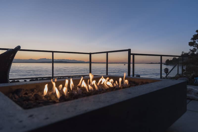 Natural gas fire pit by the ocean