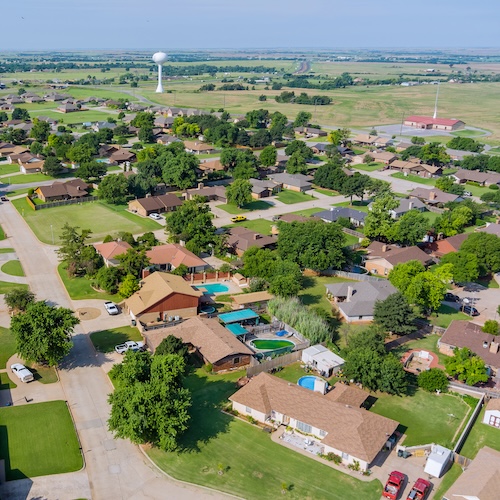 Aerial view of Clinton, Oklahoma with plains beyond.