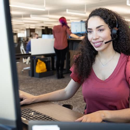 Offering seven tips for success and productivity.