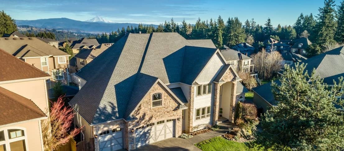 A luxury mountain home in the Pacific Northwest, highlighting a high-end residence in a scenic location.