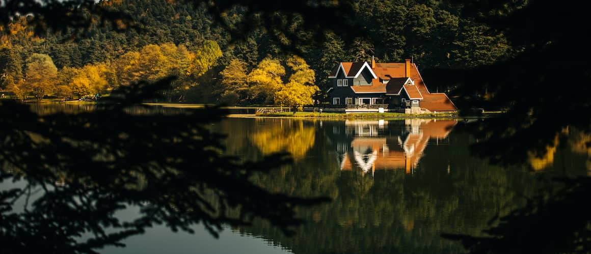 Lakefront home in autumn.